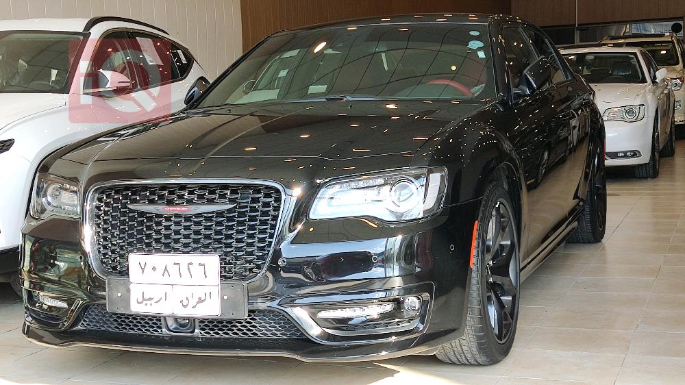کرایسلەر 300